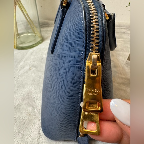❤️Prada Saffiano Bag❤️ - Picture 10 of 16